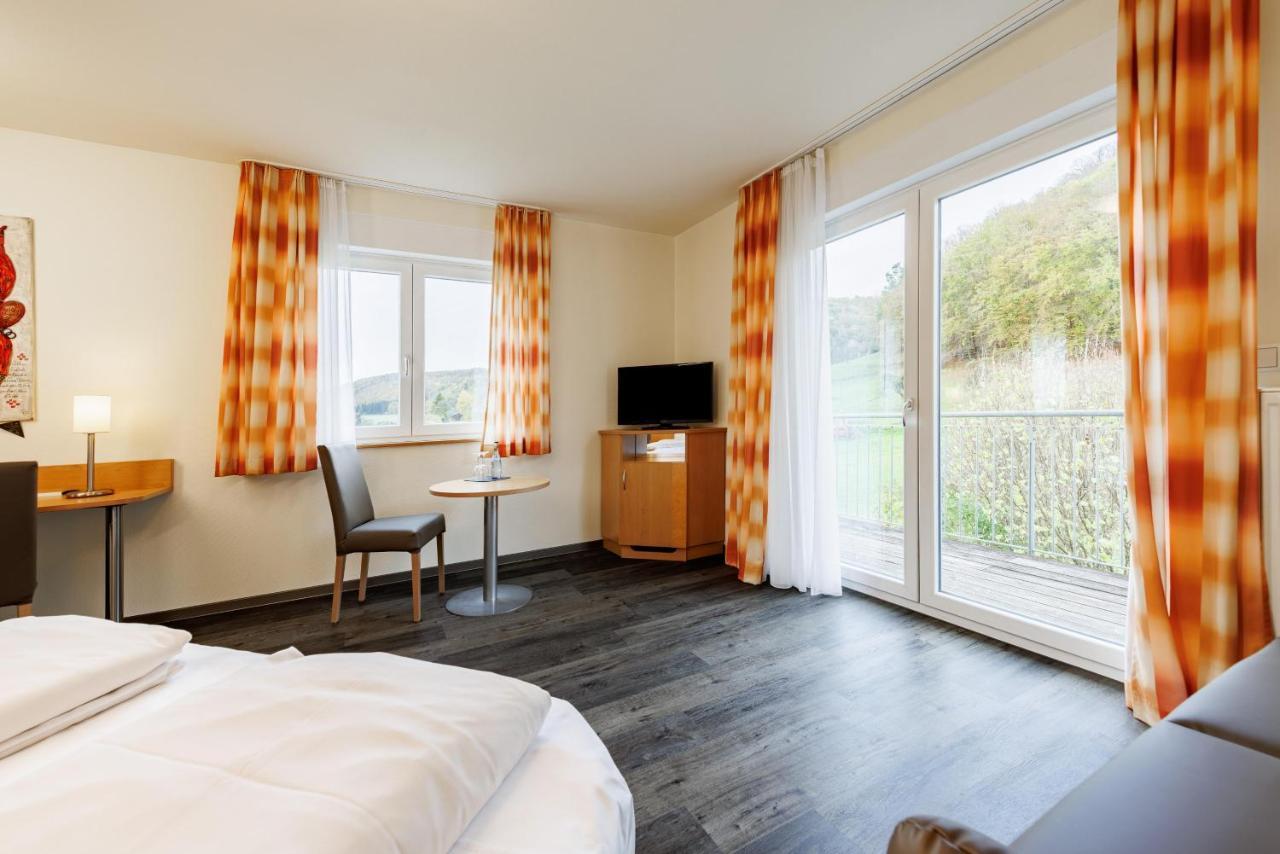 Hotel Restaurant Talblick Bad Ditzenbach Eksteriør bilde