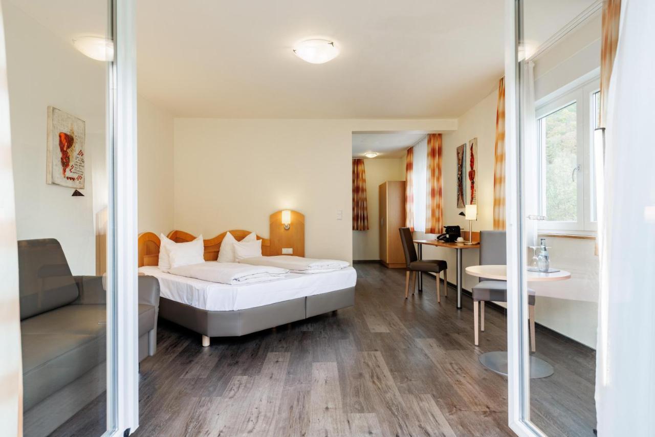 Hotel Restaurant Talblick Bad Ditzenbach Eksteriør bilde